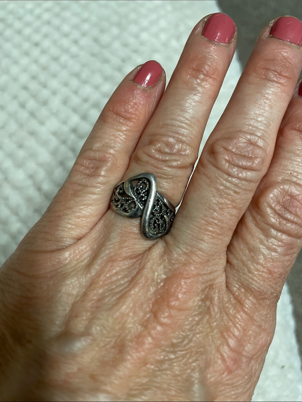 Vintage Sterling Silver Filigree swirl Ring -